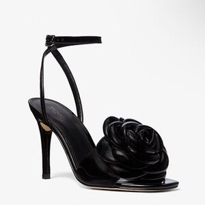 MICHAEL Michael Kors Elodie Heels Sandal Patent Leather.